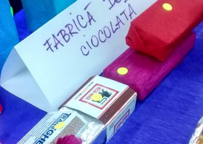 6. Unde lucrează Hărnicioșii?